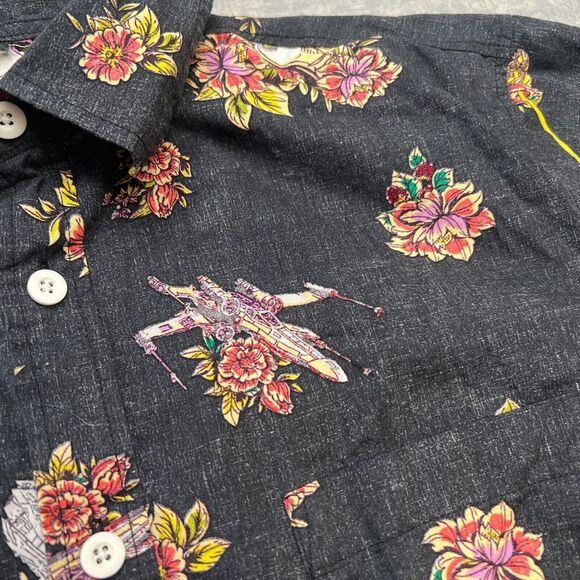 Star Wars Shirt Mens‎ Small Black Hawaiian Floral Stormtrooper Falcon X-Wing AOP - Picture 8 of 10